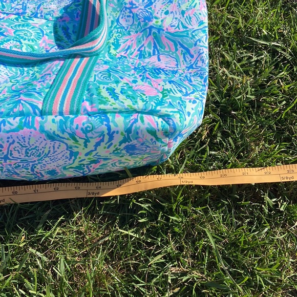 NWT Lilly Pulitzer Picnic Cooler Tote - Picture 9 of 11